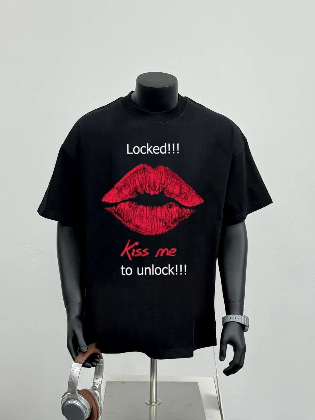 Kiss Me T-Shirt
